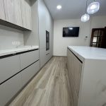 Proyecto de cocina a medida con encimera de inducción invisible Cooking Surface 6