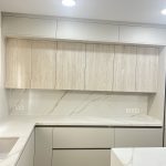 Proyecto de cocina a medida con encimera de inducción invisible Cooking Surface 2